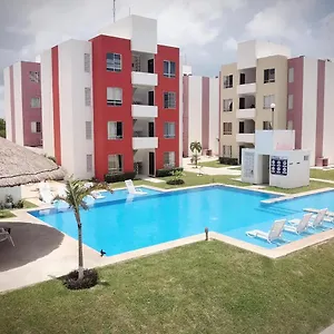 https://deptartamento-comodo-y-seguro-en-playa-del-carmen.quintano-roohotels.com